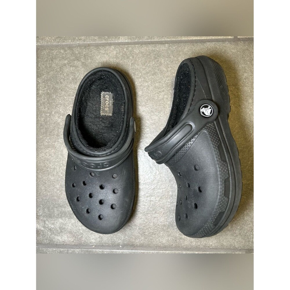 Crocs Classic Black Lined Slip On Casual Clogs Kids Youth Shoe Size 1